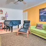 Santa Monica Townhome - Close To Beach!